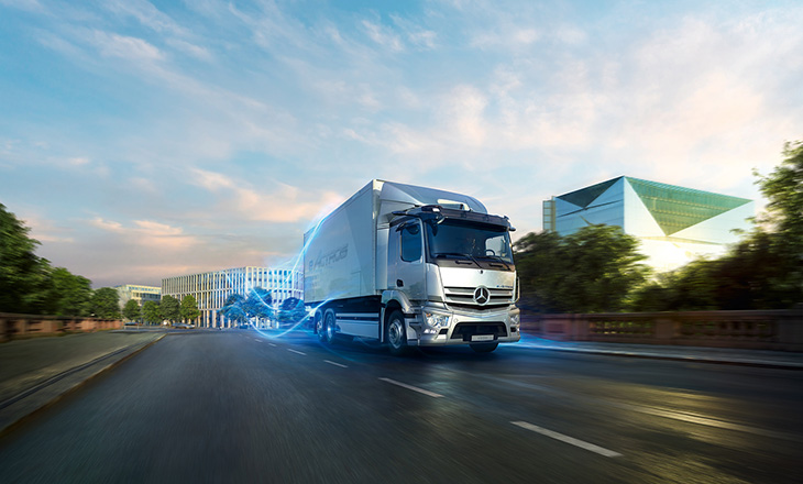 مرسيدس بنز تعتزم طرح شاحنات eActros الكهربائية للمرة الأولى في المملكة
